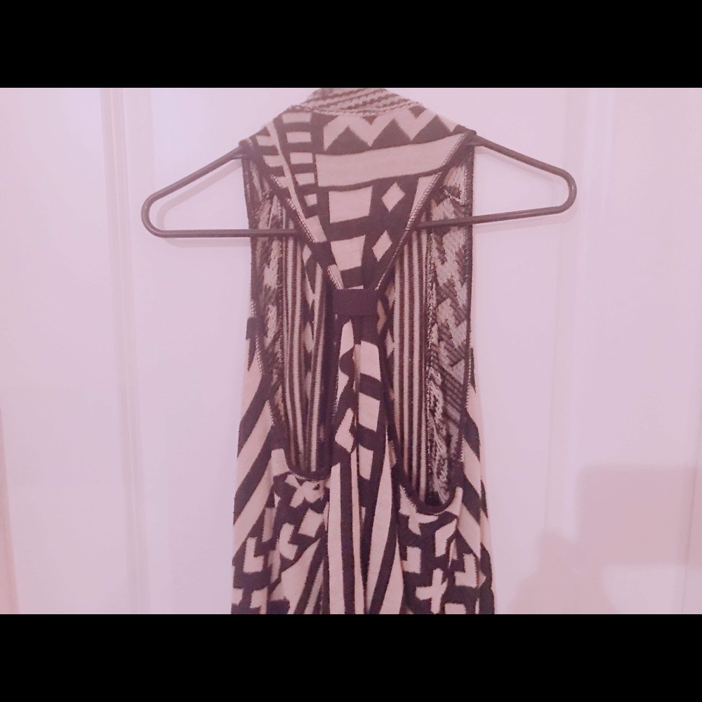 Sleeveless cardigan - Picture 2 of 4